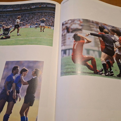 The History of Football like new, first edition 1990 Italy