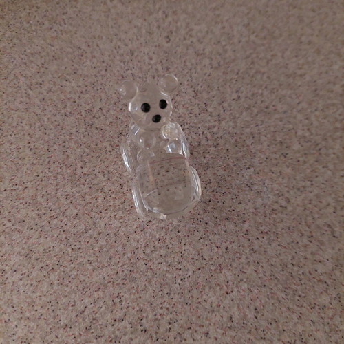 Crystal decorative item like new, dimensions 0.3×0.4