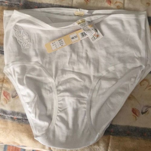 Lingerie set new, size 48/50, 2 pieces, white
