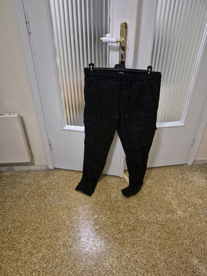 Cargo pants used, size Large, black