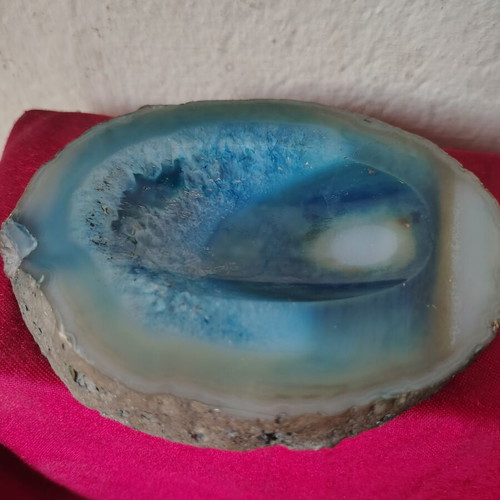 Ashtray like new, blue agate