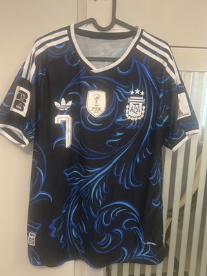 Argentina De Paul Adidas jersey like new, size large