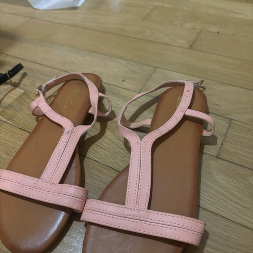 Celestino sandals size 40 like new, pink