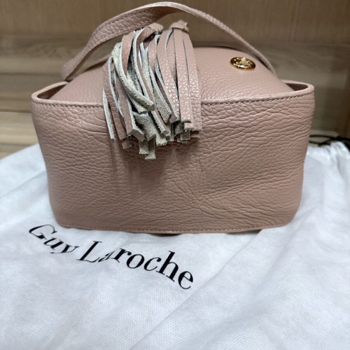 Guy Laroche shoulder bag new, genuine leather, beige