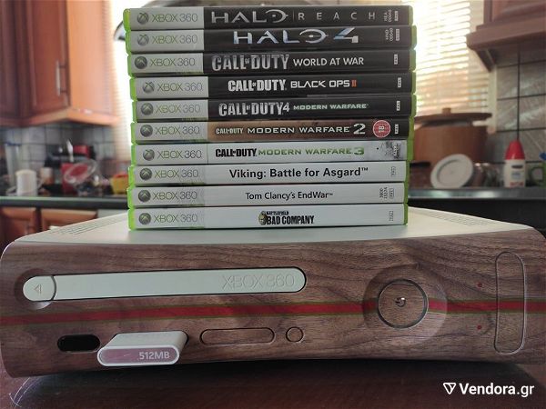  XBOX 360 Core System + Games