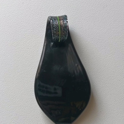 Murano pendant like new in unique shades