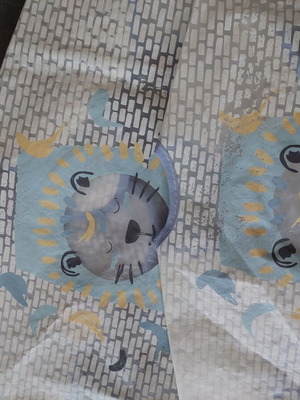 Kikkaboo Arty Waterproof Bib with Sleeves and Food Collector 4m+ Blue like new