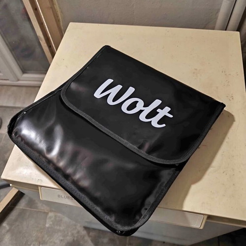 Wolt boxes like new, all together