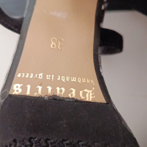 Beatris sandals new, size 38, black and white