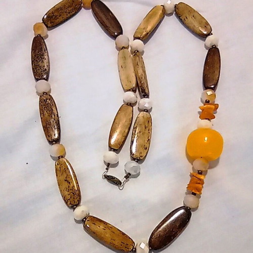 Vintage Ethnic Long Necklace 69cm from Natural Bone and Beads like new