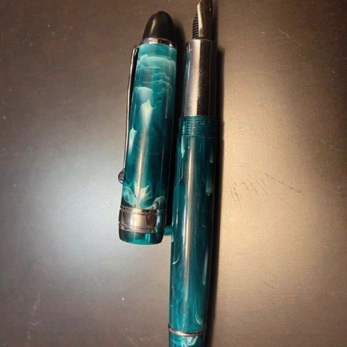 Writing pen