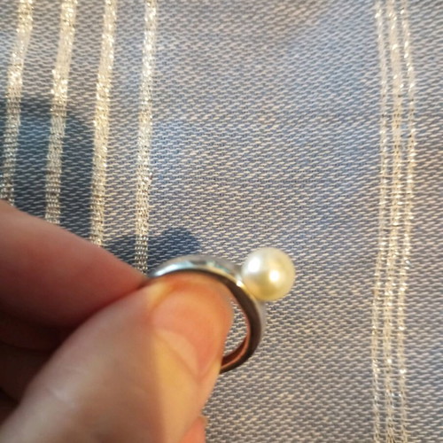 Silver 925 ring with natural pearl like new, plated, adjustable