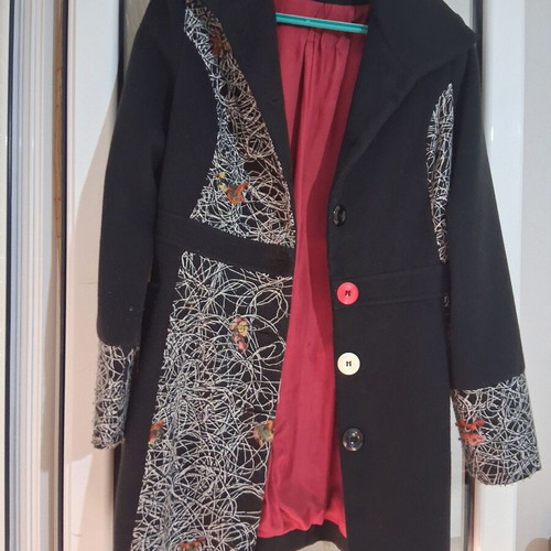 On Line black women's coat with patterned details, size M