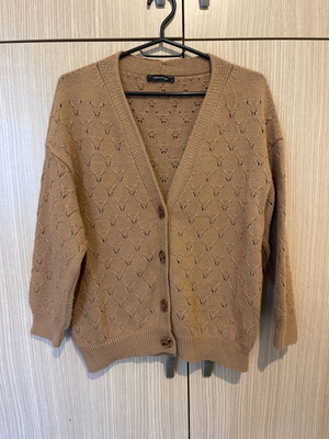 Trendyol knitted cardigan beige, size Small, like new