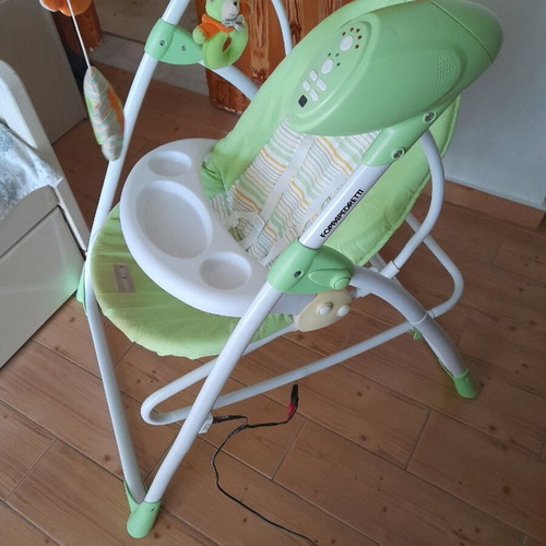 Foppapedretti electric feeding chair and rilax used 2 in 1
