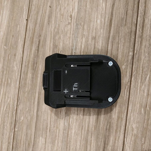 DeWalt XR adapter for Makita LXT tool new
