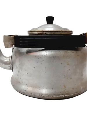 Vintage aluminum kettle USSR 60s used, 4.5 L, bakelite handle