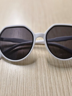 Martinez Unisex Sunglasses with White Frame and Grey Lens new