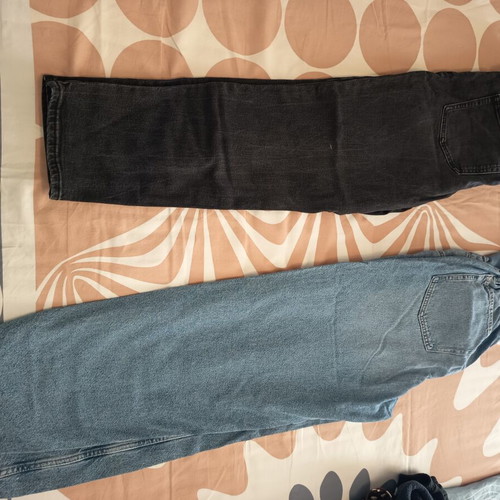 H&M maternity jeans medium size, like new, black and blue, pack of 2
