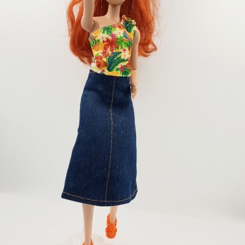 Dress, blouse and shoes for fashion dolls