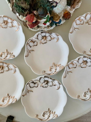 Oriana Ferelli Fine Porcelain 24K set of 6 plates new