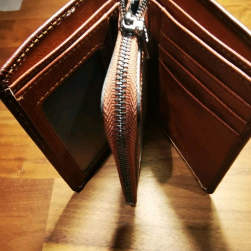 Men's RFID Wallet new, brown leather