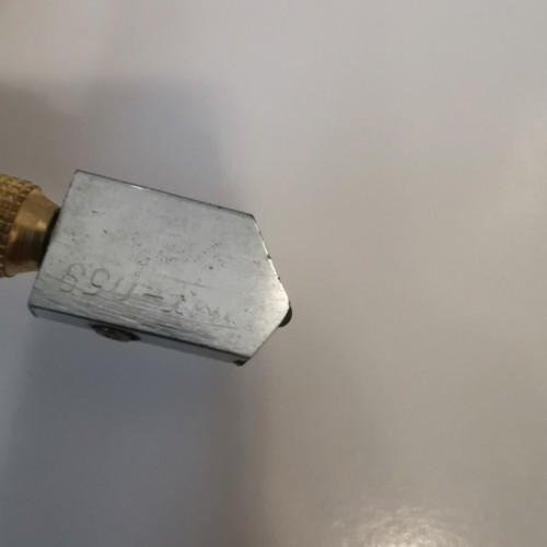 Glass cutter like new