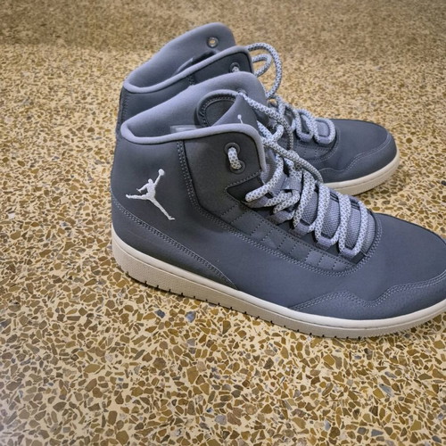 Jordan shoes used, gray, size 43 without box