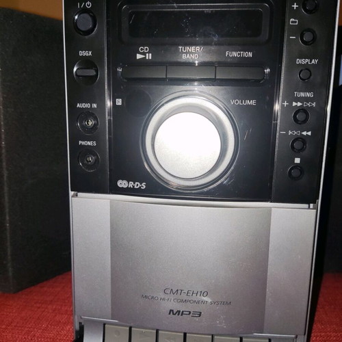 Sony CMT-EH10 Micro HiFi Component System like new