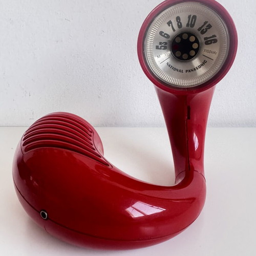 Panasonic Toot a Loop radio, AM