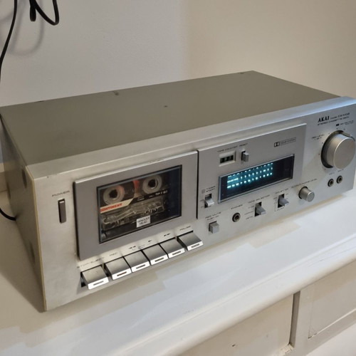 Akai CS M02 cassette player, functional