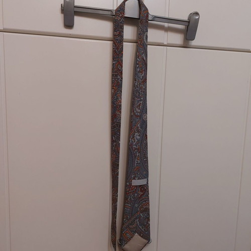 Pagoni tie used with minor wear inside