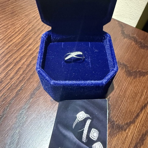 Diamond ring 375 white gold No52 with diamonds
