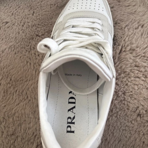 Prada Downtown Leather Sneakers Size 39.5 EU Like New Beige White