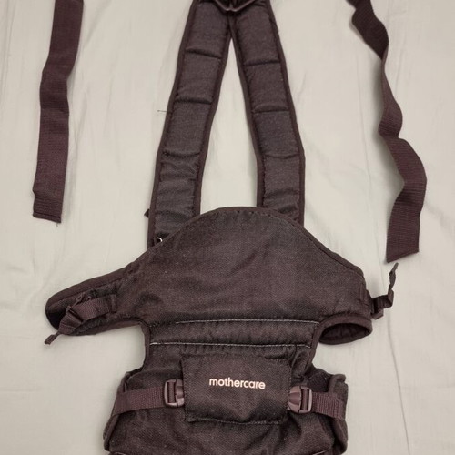 Mothercare baby carrier used, 3 positions, newborn to 10 kg