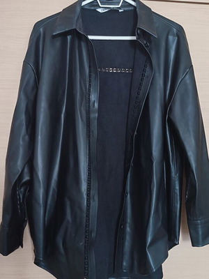 Zara Overshirt Medium black, like new