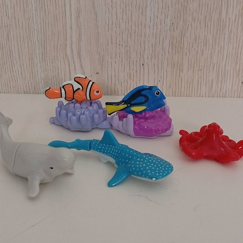 Kinder Joy Finding Dory Nemo miniature figures used set