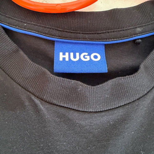 Hugo Boss Relaxed Fit T-shirt M like new, black