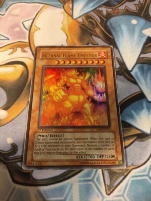 Yu-Gi-Oh card Infernal Flame Emperor used, Ultra Rare, edition SD3, damaged