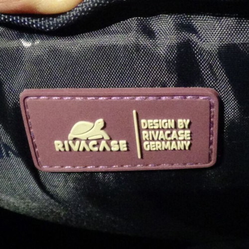 Τσάντα για laptop 15.6" Rivacase σαν καινούργιο, μαύρη