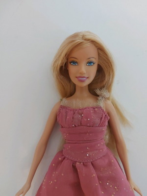 Barbie Fashion Fever doll in good condition