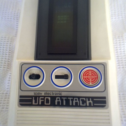 Ηλεκτρονικό παιχνίδι UFO Attack by ΤΟΜΥ vintage 1980 σαν καινούργιο