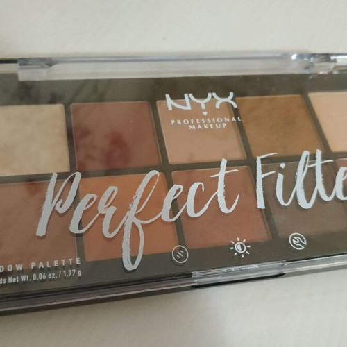 NYX eyeshadow palette used in excellent condition