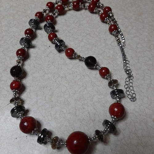 Necklace with coral, smoky quartz and hematite in surgical steel new