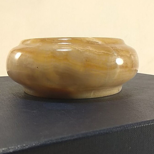 Onyx ashtray like new