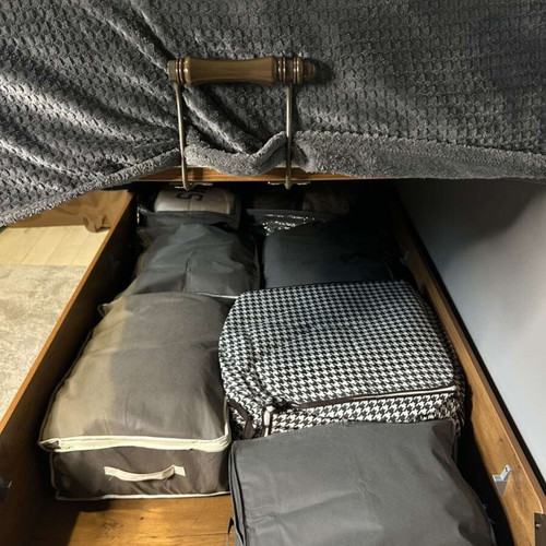 Cilek Limited Edition Pirate Bed with Mattress like new, storage space