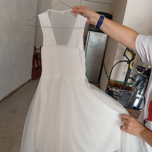 White dresses for flower girls like new, sizes S and M