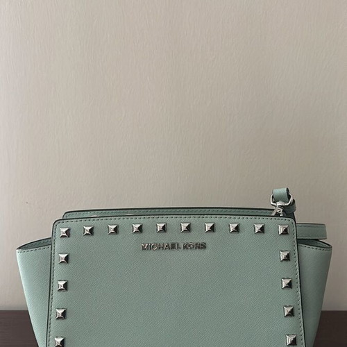 Michael Kors Selma Medium Leather Shoulder Bag Like New Turquoise
