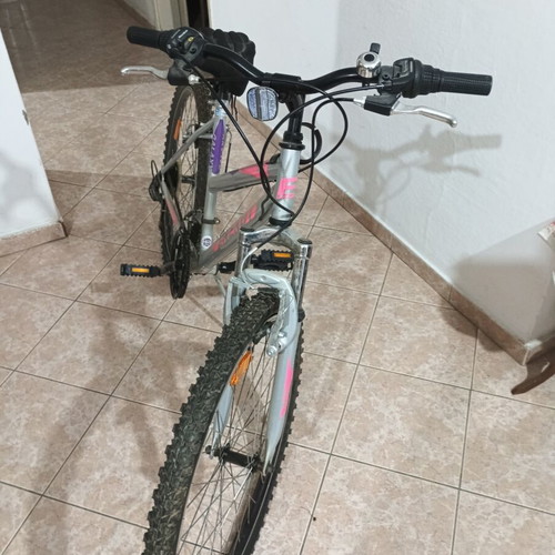 Energy Galaxy Bicycle 18-Speed Like New, City Type, Women's