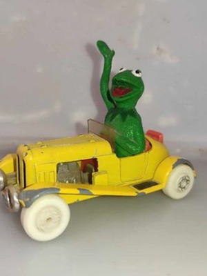 Corgi Muppet Show 2030 Kermit toy car used
